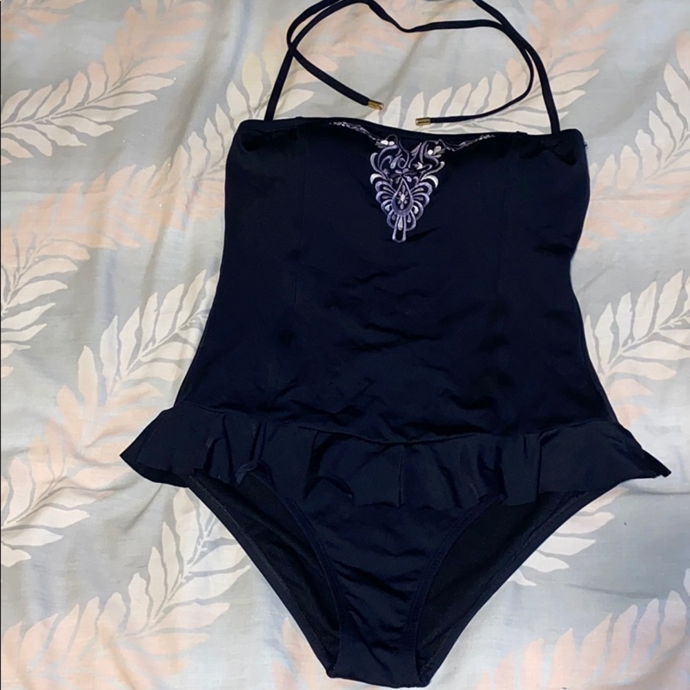 Laundry by shelli Segal Los Angeles one piece